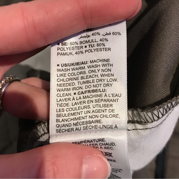 Men’s Amazon Essentials NWOT Gray Chino Dress Pants Waist 42 Length 32 - Picture 4 of 5